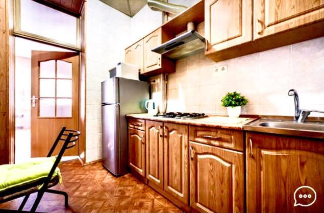 Apartment Near Opera On Horodotska 11 Lviv Bagian luar foto